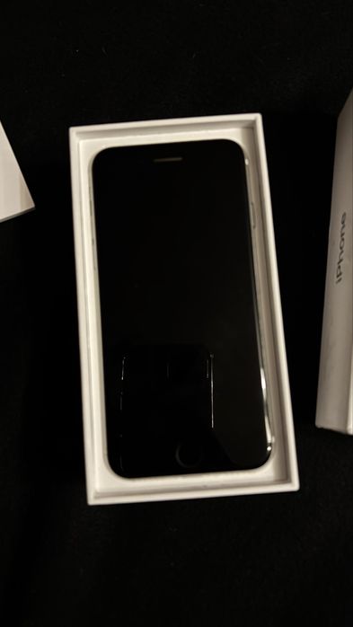 Apple Iphone SE 2020