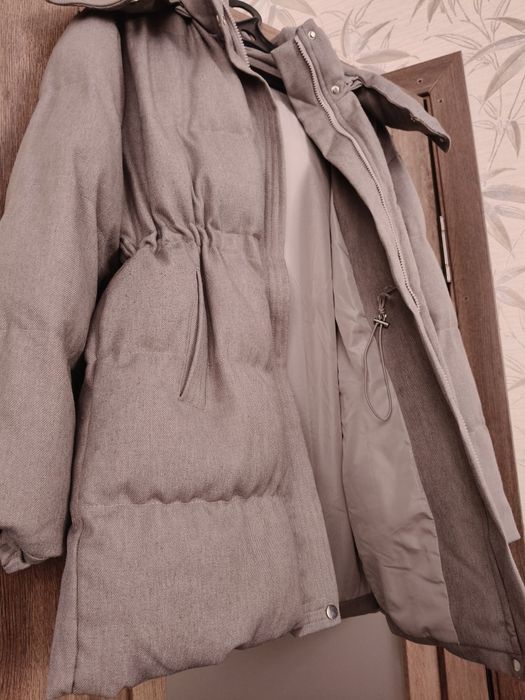 Куртка зимняя - на кулиске.