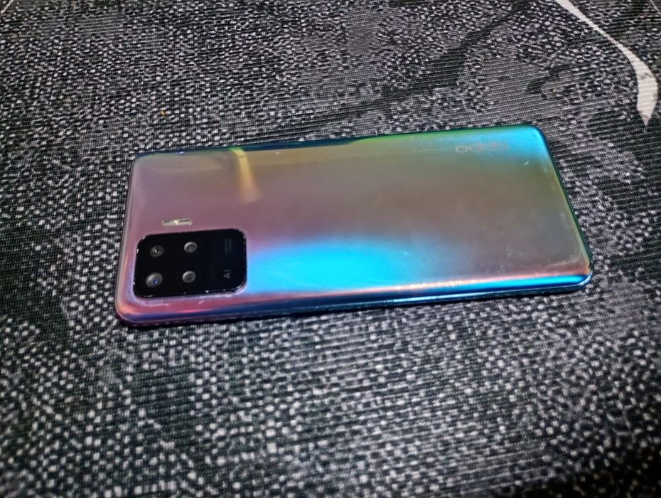 Продам телефон Oppo Reno 5 Lite