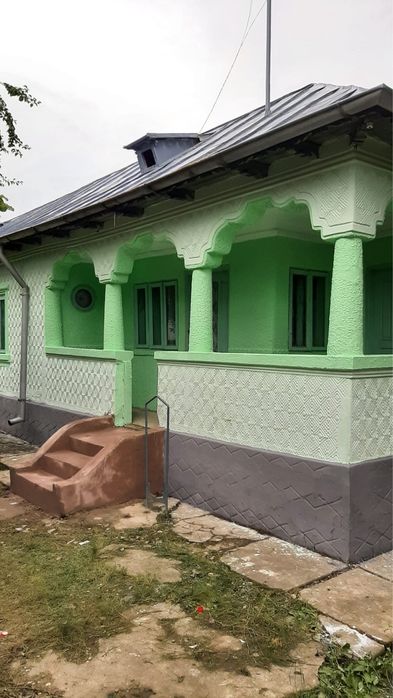 Casă de vânzare – 1260 mp - Mocești, Strada Principala, nr 294, județul Prahova – 32.000 € -