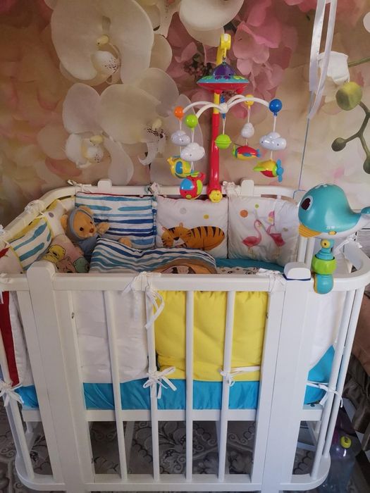 Кроватка детская