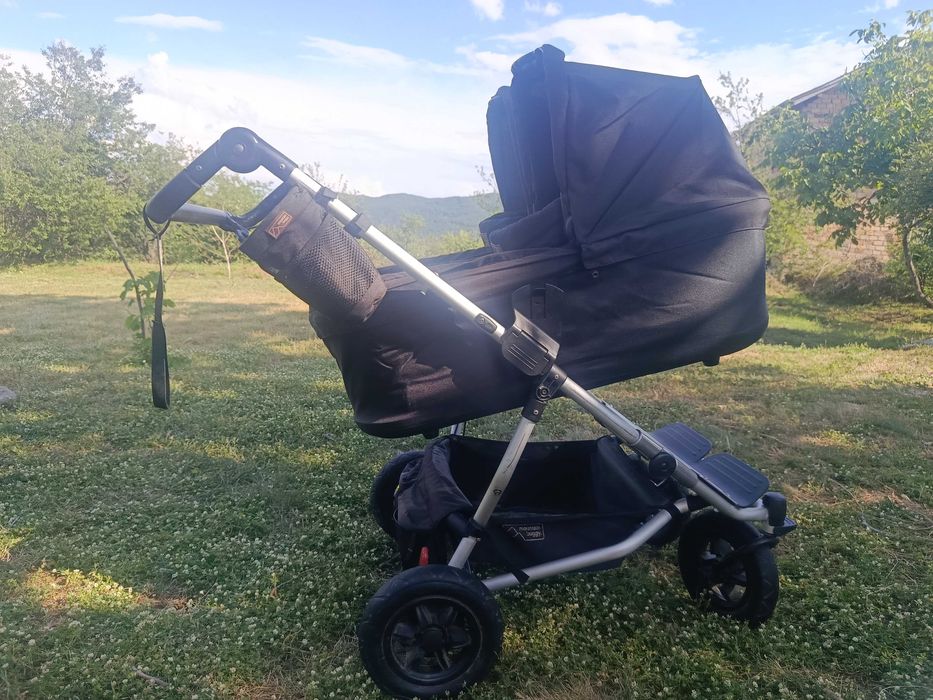 Мountain buggy duet v3 , детска количка за близнаци , пълен комплект.