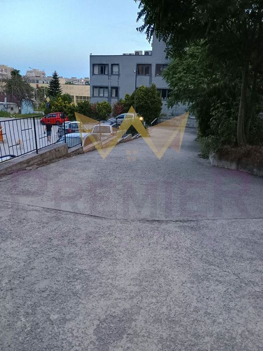 Гараж в Варна-Левски