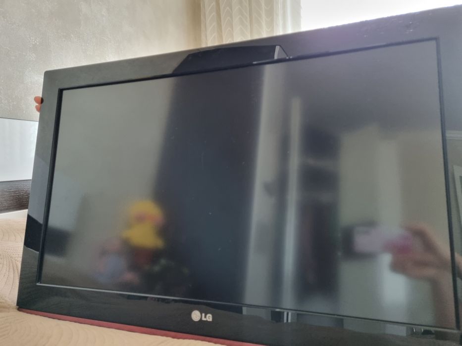 Продам телевизор