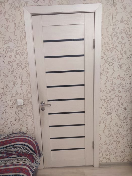 Продается двери.