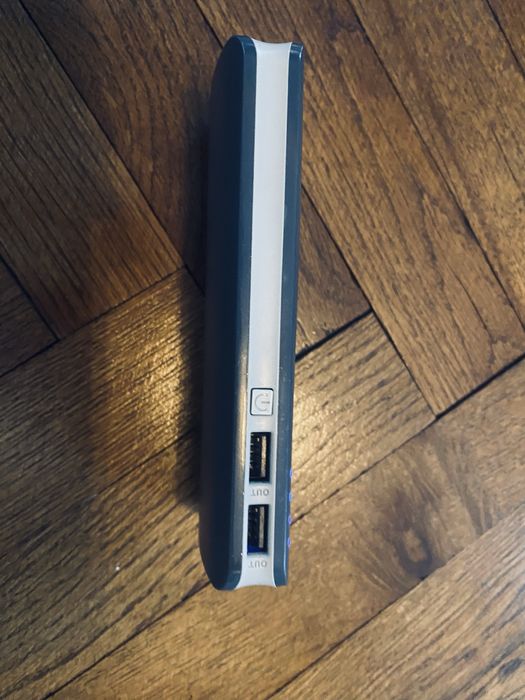 Външна батерия Canyon CNE-CPB100DG 10000 mAh, тъмно сив