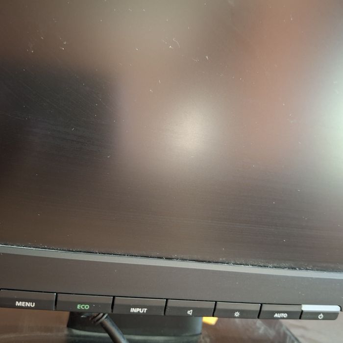 Монитор fudjitsu 24 инча