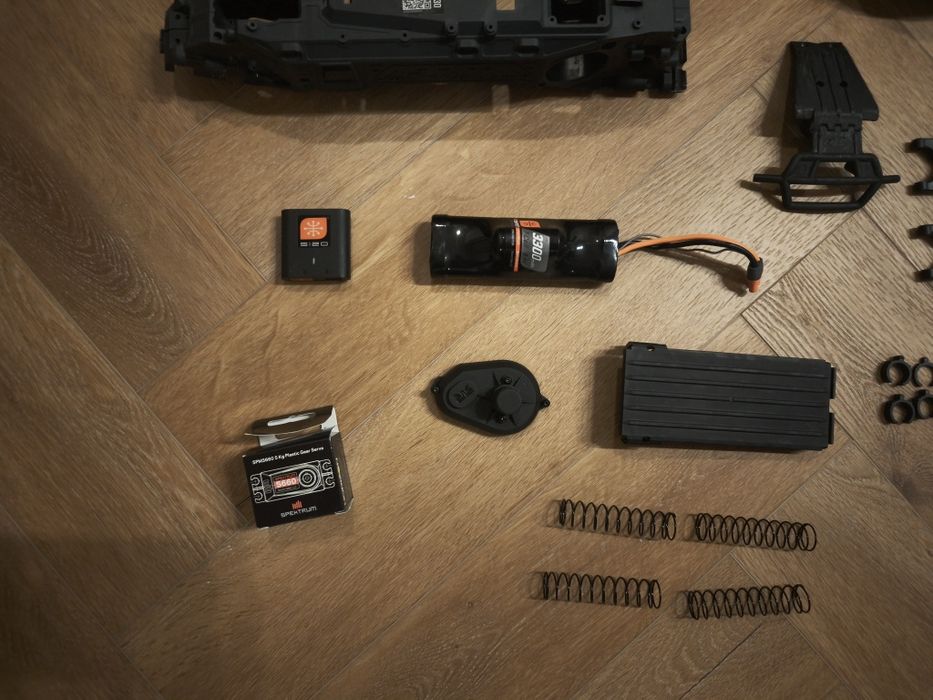 Arrma Gorgon 1/10 Bundle (Sasiu NOU)  Schimb 1/10 sau 1/8 4x4 Brushles