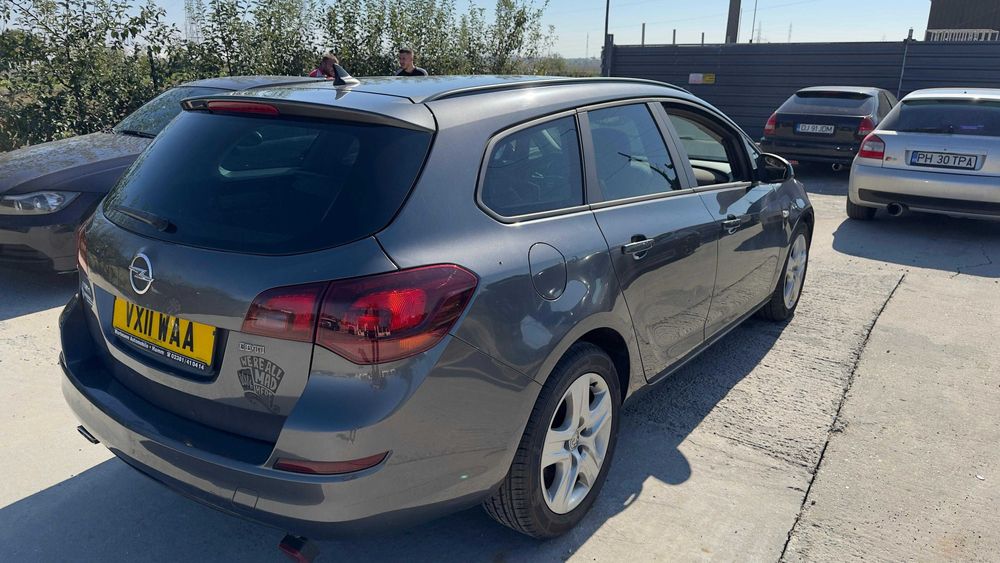 Bot Complet / Piese dezembrare Opel Astra J A20DTH AF40