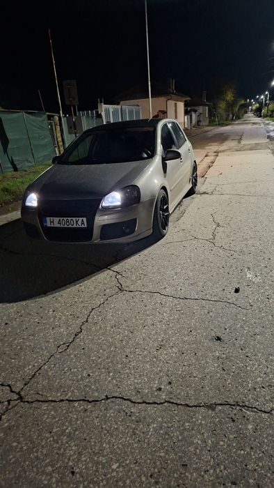 VW Golf V 2005г. 1.9TDI