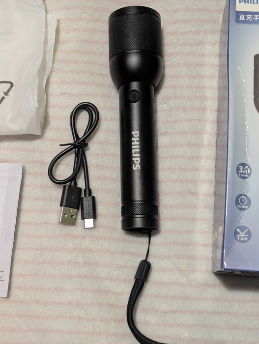 Ултра мощен LED фенер Philips SFL8168