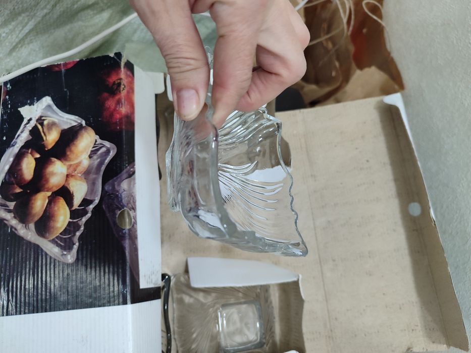 Хрустальные вазы 6 штук