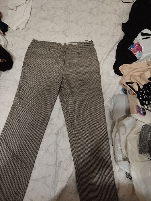 Брюки все в отличном состоянии