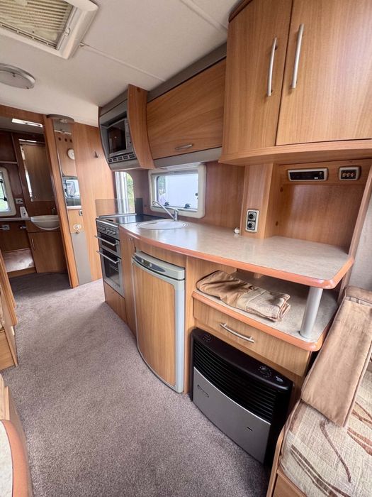Vand Rulota/Caravana Swift Challenger 530 SB 4/5 locuri de dormit