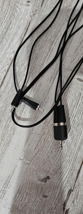 Boxe serioux HT5100C