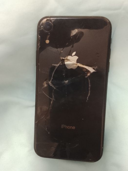 Айфон хр.без вложении