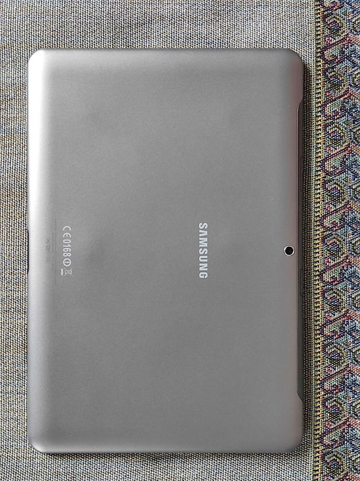 Продается планшет Samsung tab 2. 10.1 экран в рабочем состоянии.