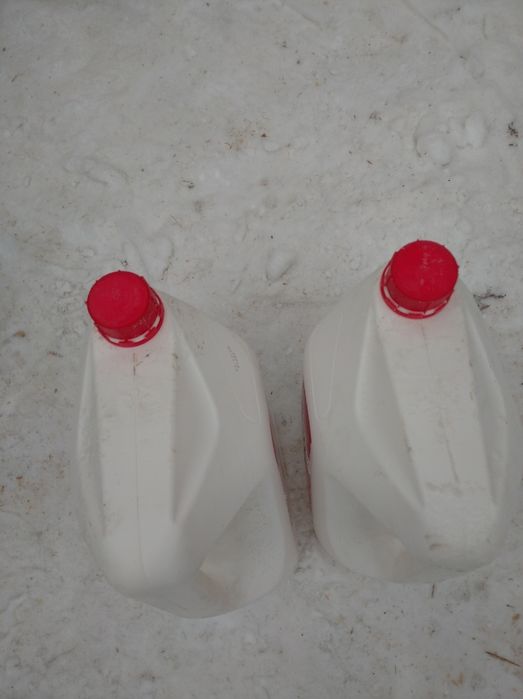 Канистра пластмассовая