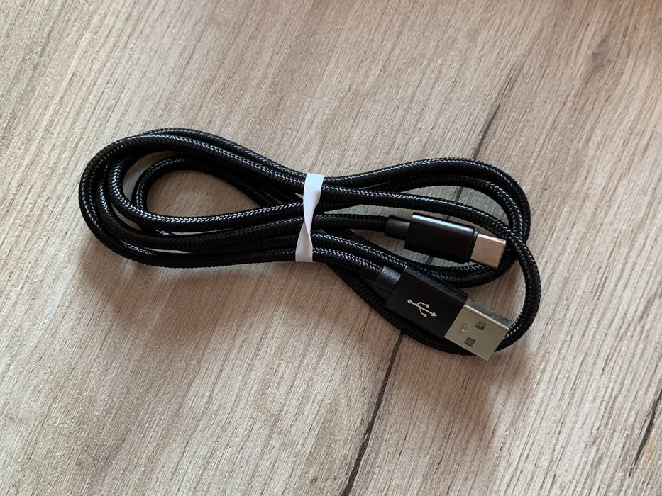 USB кабел за зареждане