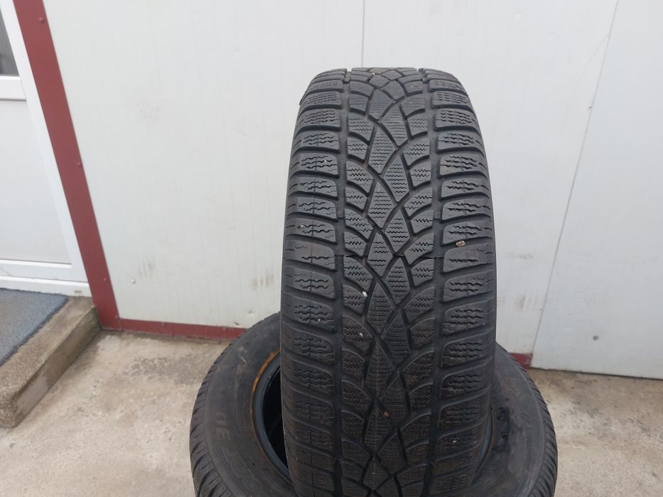 125 lei bucata! Set anvelope M+S/IARNA 215 60 r16 Dunlop! 7 mm