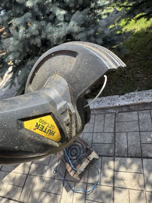 Продам электро тример в отличном состоянии