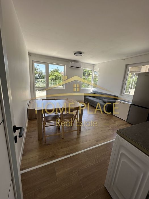 Дава се под наем Двустаен апартамент в Варна, м-т Пчелина - 60 кв.м за 612 € - Снимка #1