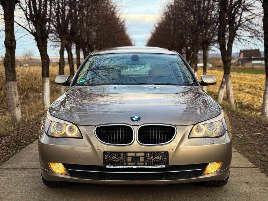 BMW E60/ 520d 2.0 177 CP/ Ventilatie/ Trapa/ Automat/ Bi xenon/ TOP