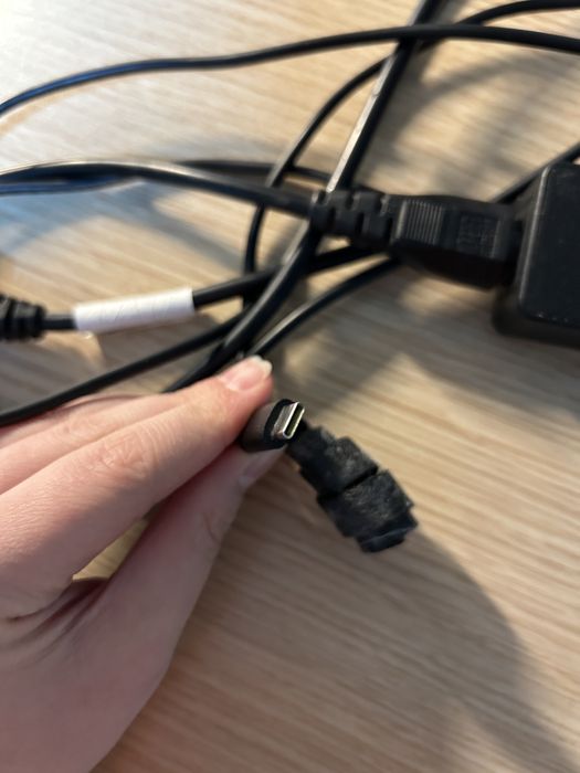 Сенсорлы ноутбук сатылады