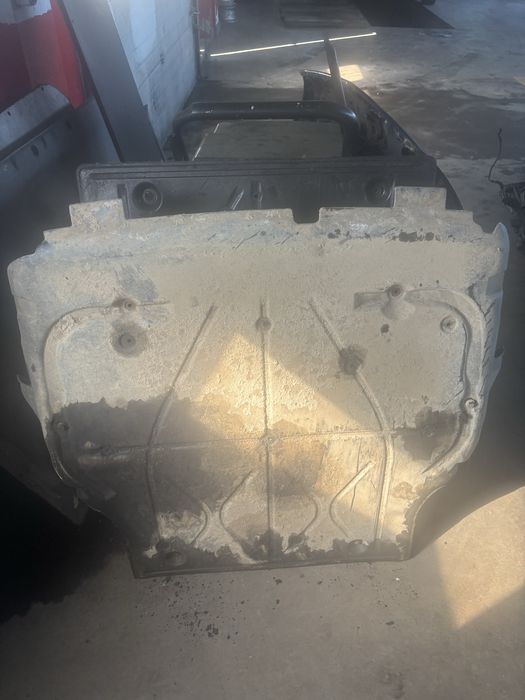 Scut motor Volkswagen T5