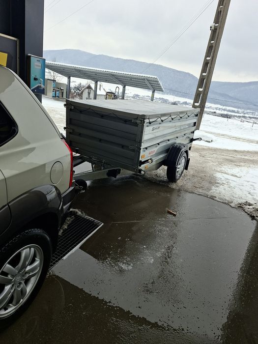 Remorcă de vânzare.