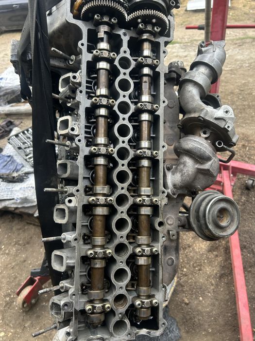 Продавам мотор 535д 272 НА ЧАСТИ!