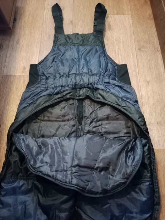 Штаны комбинезон зимние.