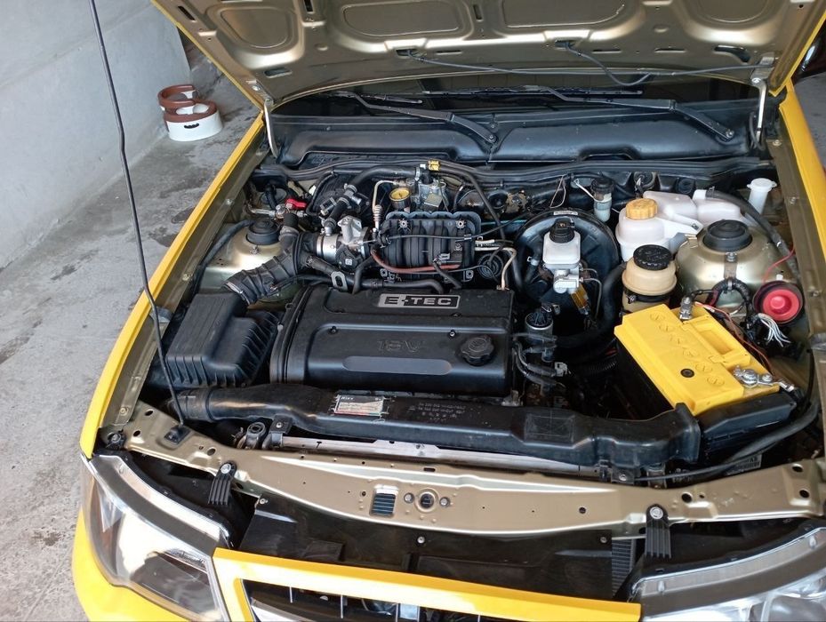 Chevralet Neksi 2 .1.6