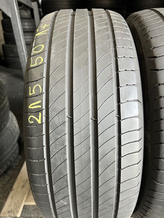 2 anvelope vara 215/50/17 , Michelin !