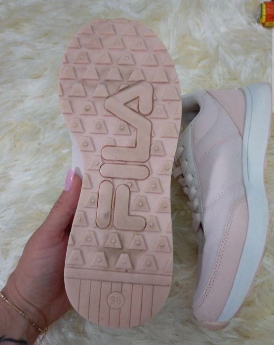 Adidasi Fila marimea 36