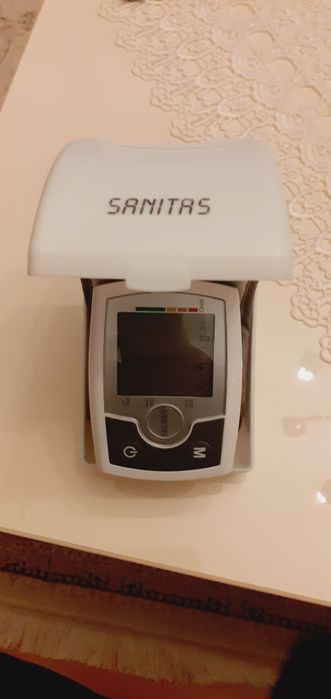 tensiometru de încheietura măinii