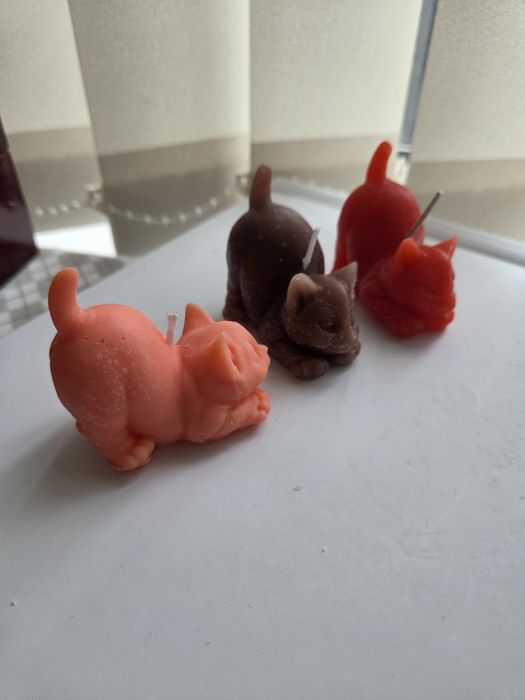 Свещи -  цена от 1 до 5 евро