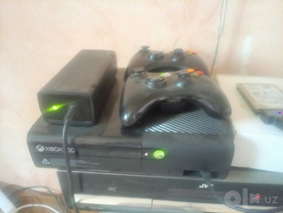 Xbox 360 прошитый с игрыми