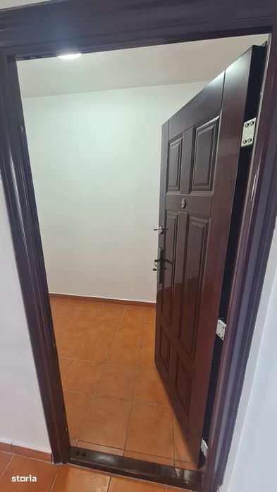 Spațiu comercial / sediu birouri, de vânzare în Curtea de Argeș.
