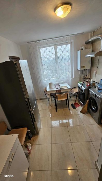 Deînchiriat – Apartament 4 Camere