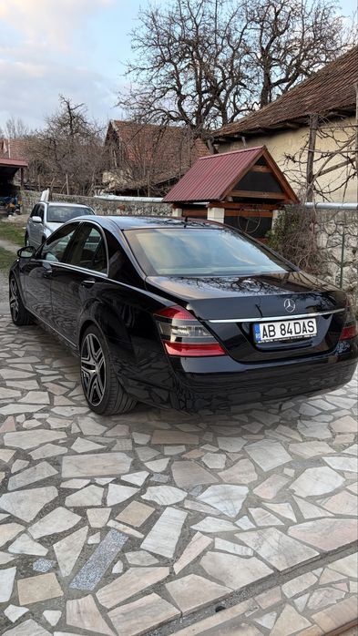 Mercedes S class w221
