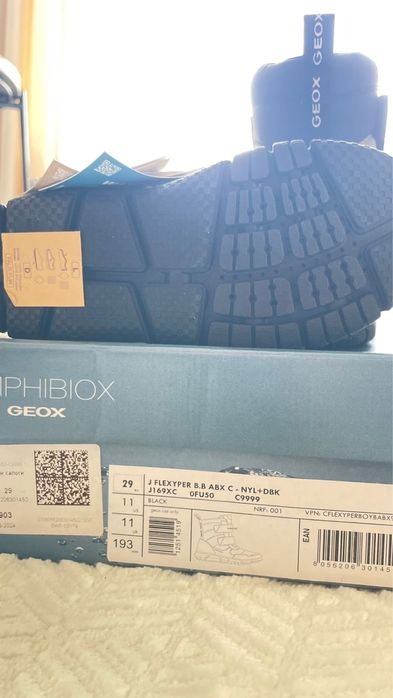 Ботинки Geox новые 29 размер