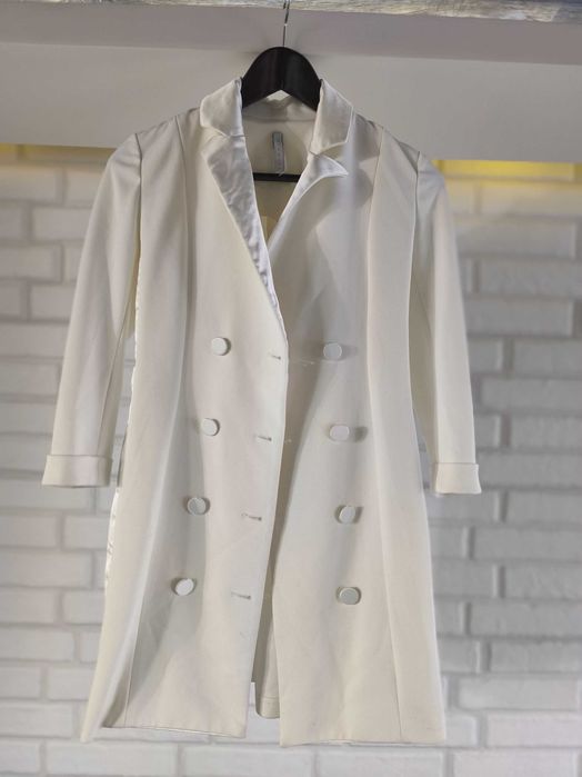 Бяло сако Imperial, размер XS-S