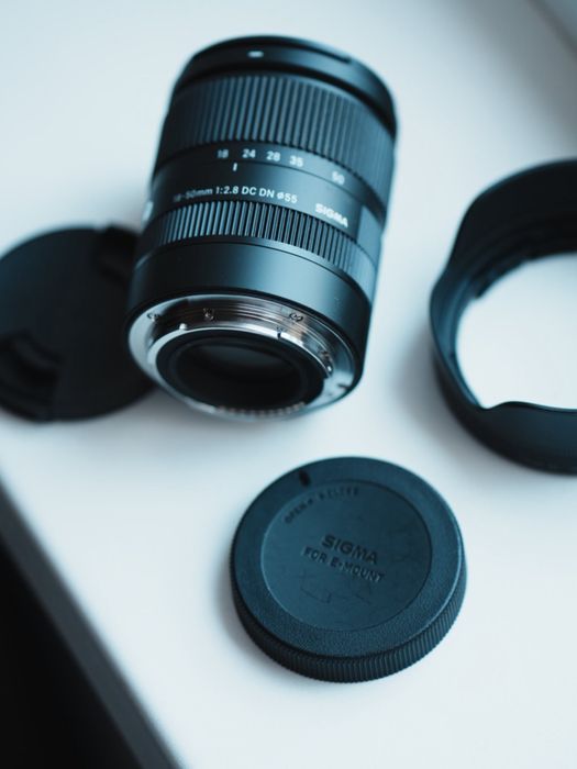 Obiectiv Sigma 18-50mm F2.8 DC DN Sony E