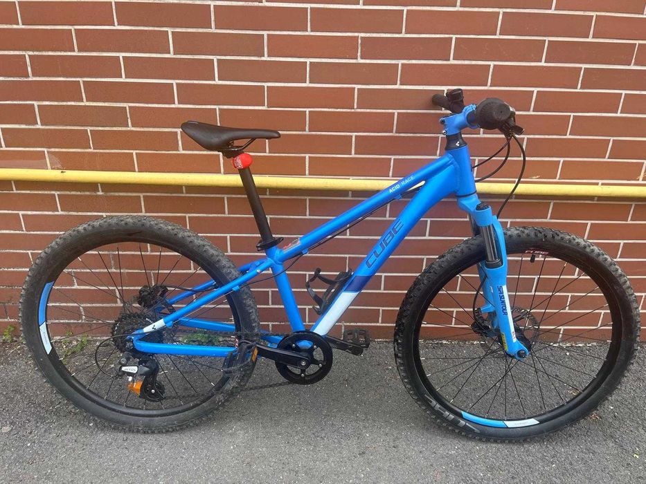Vând Bicicletă CUBE Acid 240 Disc