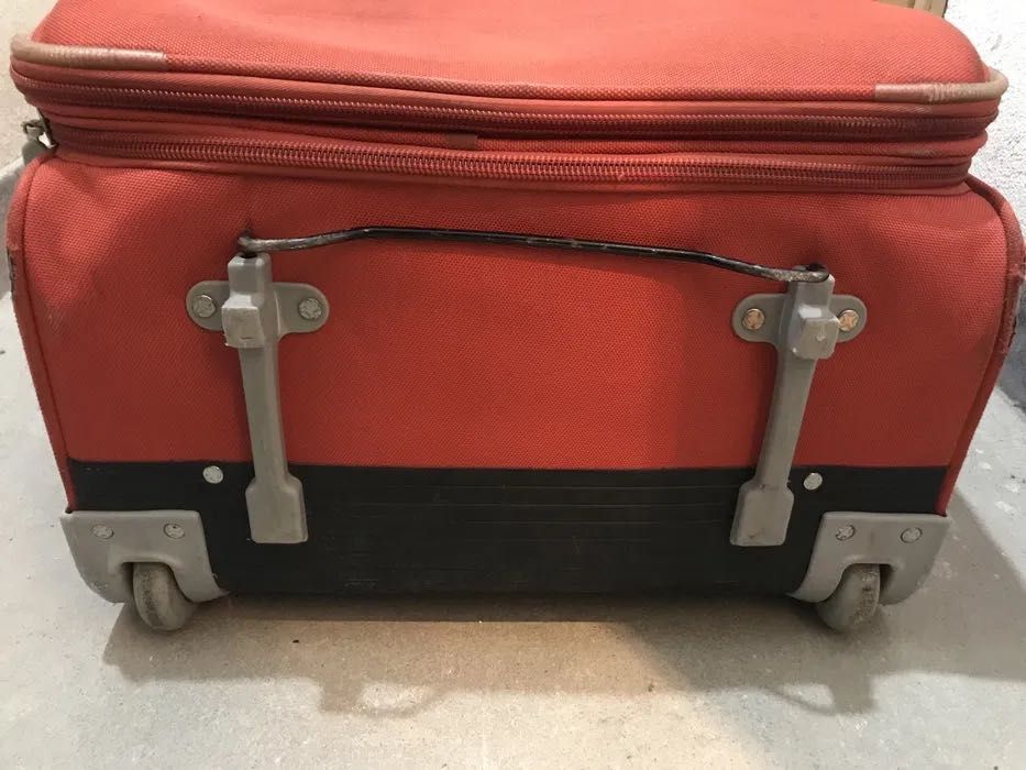 Куфари 3 бр, мек калъф за лаптоп