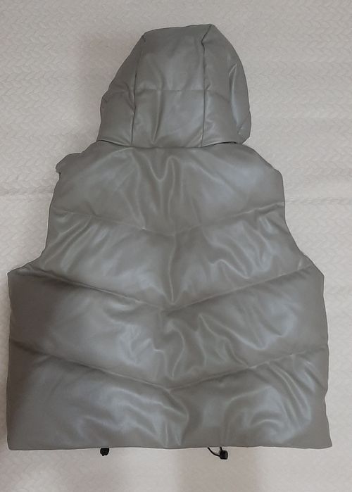 Vesta Zara marimea XS din piele ecologica,impecabila