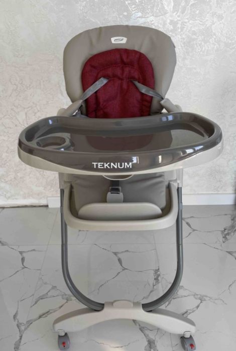 Продам стульчик для кормления