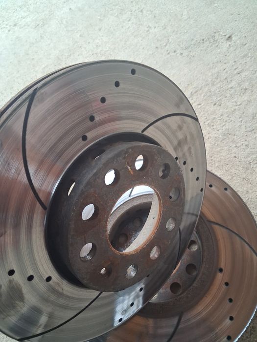 Вентилирани дискове Ауди