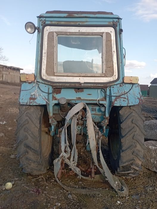 МТЗ 80 кең кабина